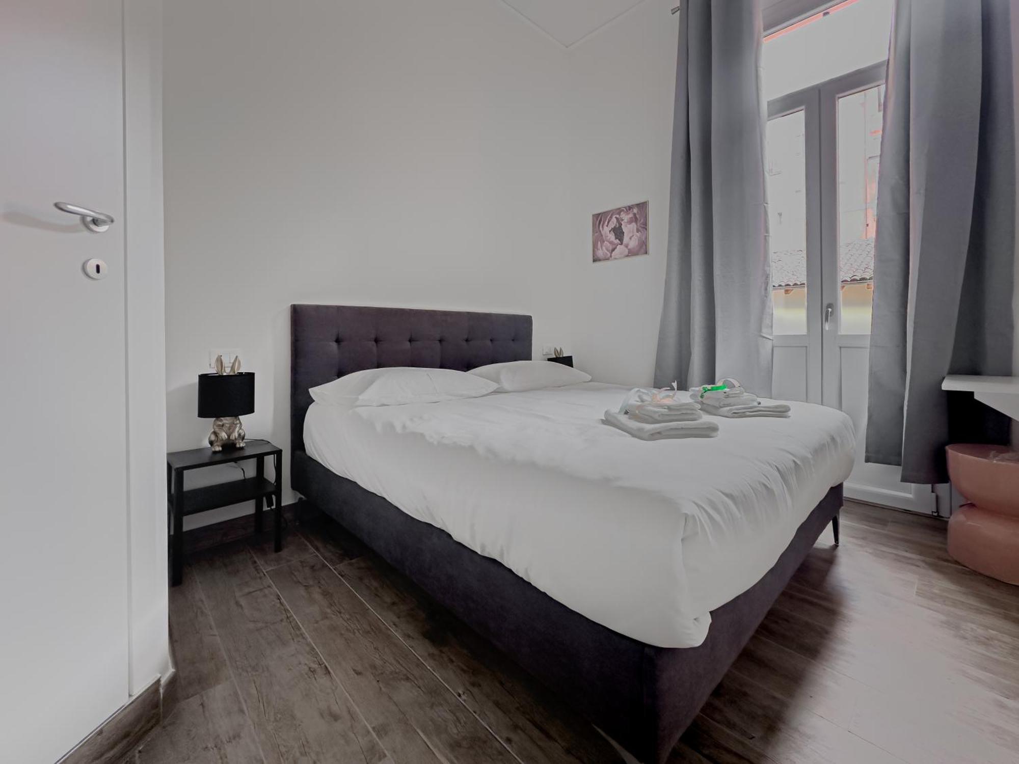 Realkasa Galliera Home & Suites Bologna Buitenkant foto