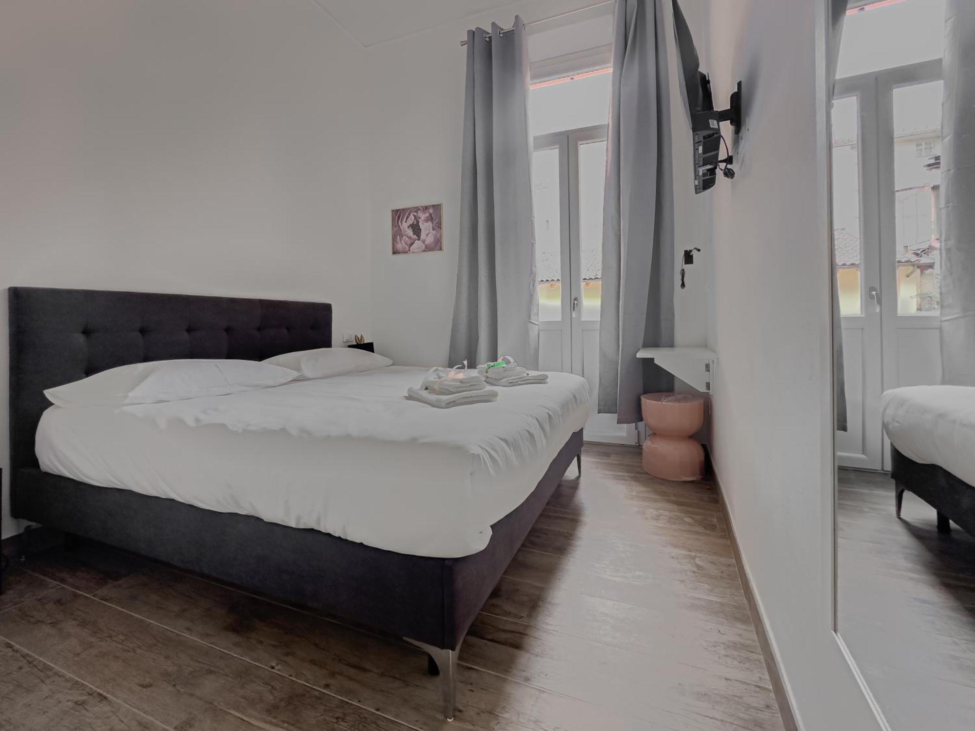 Realkasa Galliera Home & Suites Bologna Buitenkant foto