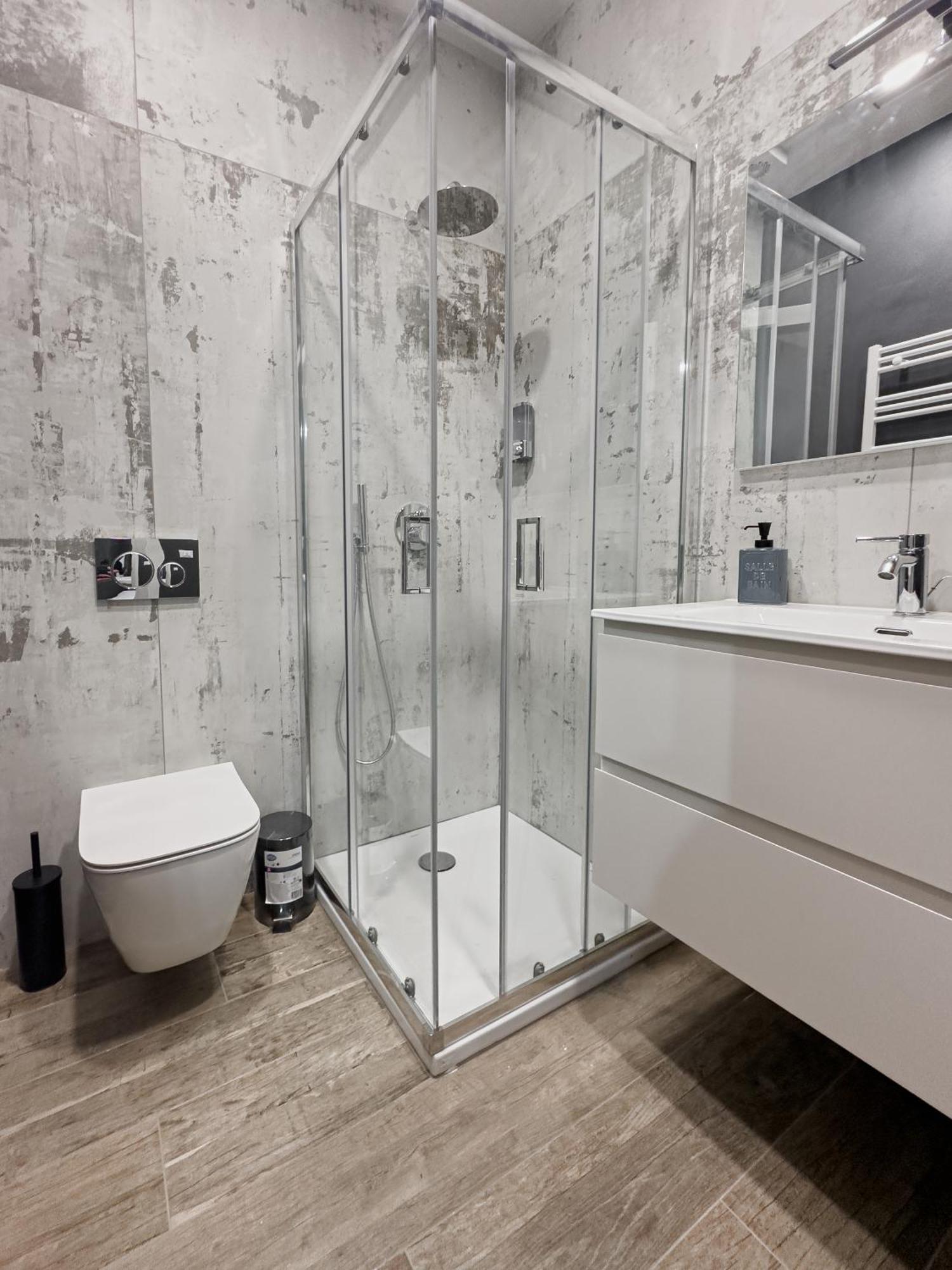 Realkasa Galliera Home & Suites Bologna Buitenkant foto