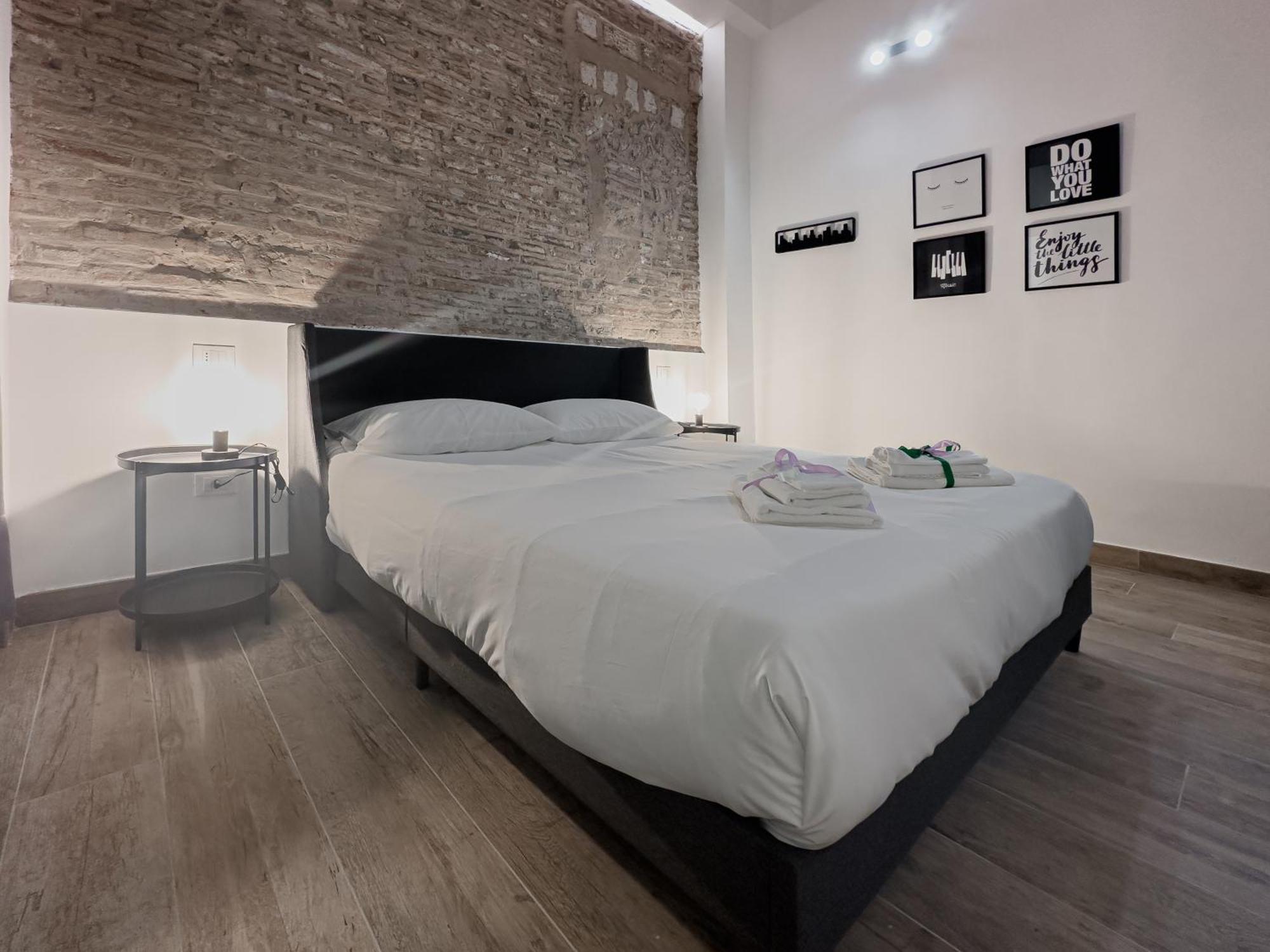 Realkasa Galliera Home & Suites Bologna Buitenkant foto